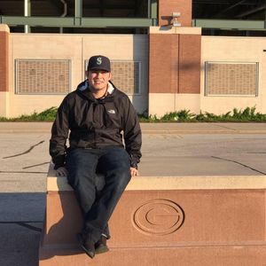 Meet your Posher, Brady